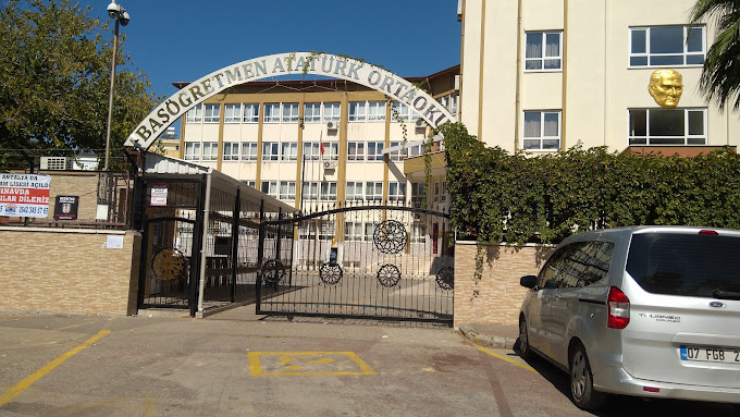 BAŞÖĞRETMEN ATATÜRK ORTAOKULU 